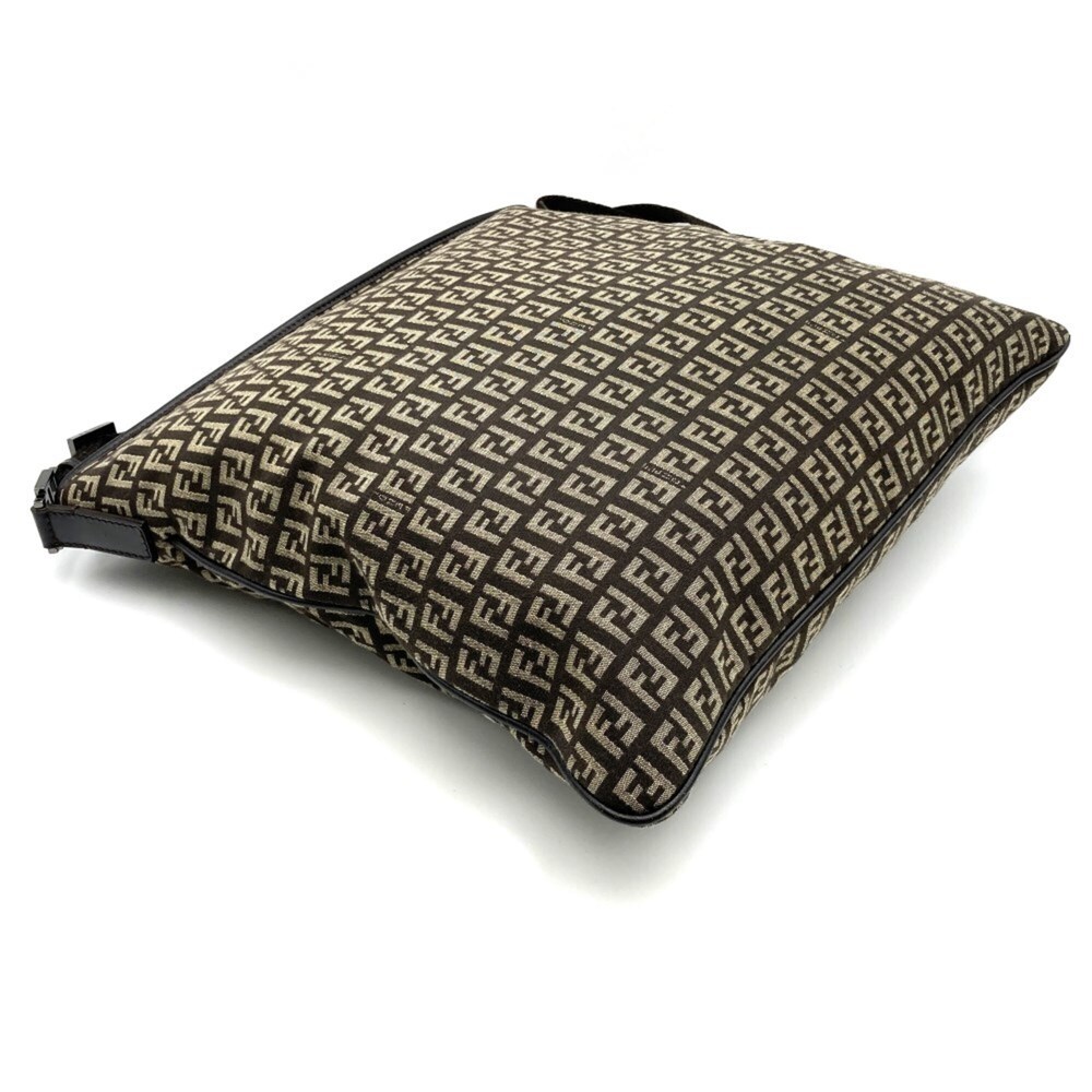 FENDI Brown Leather Shoulder Bag - Picture 5 of 10